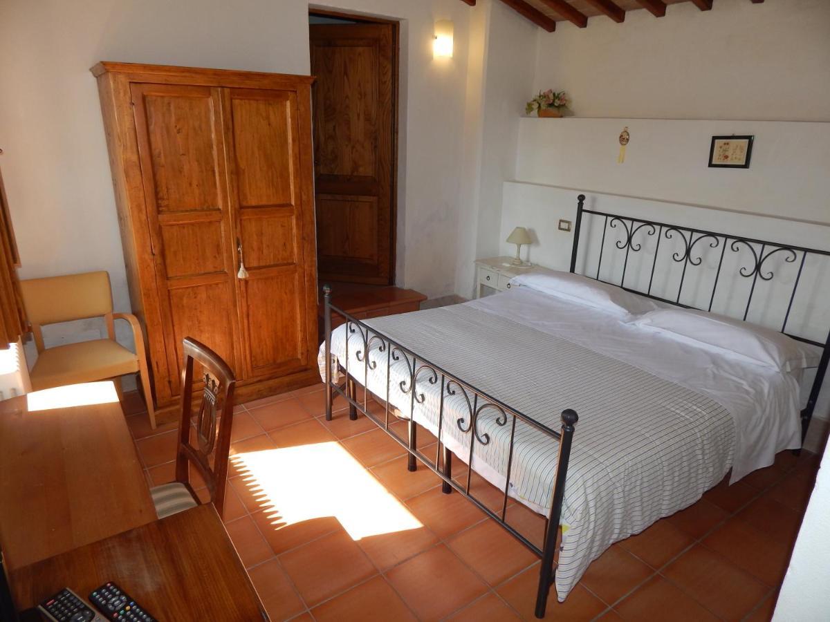 Fullino Nero Rta - Residenza Turistico Alberghiera 시에나 외부 사진