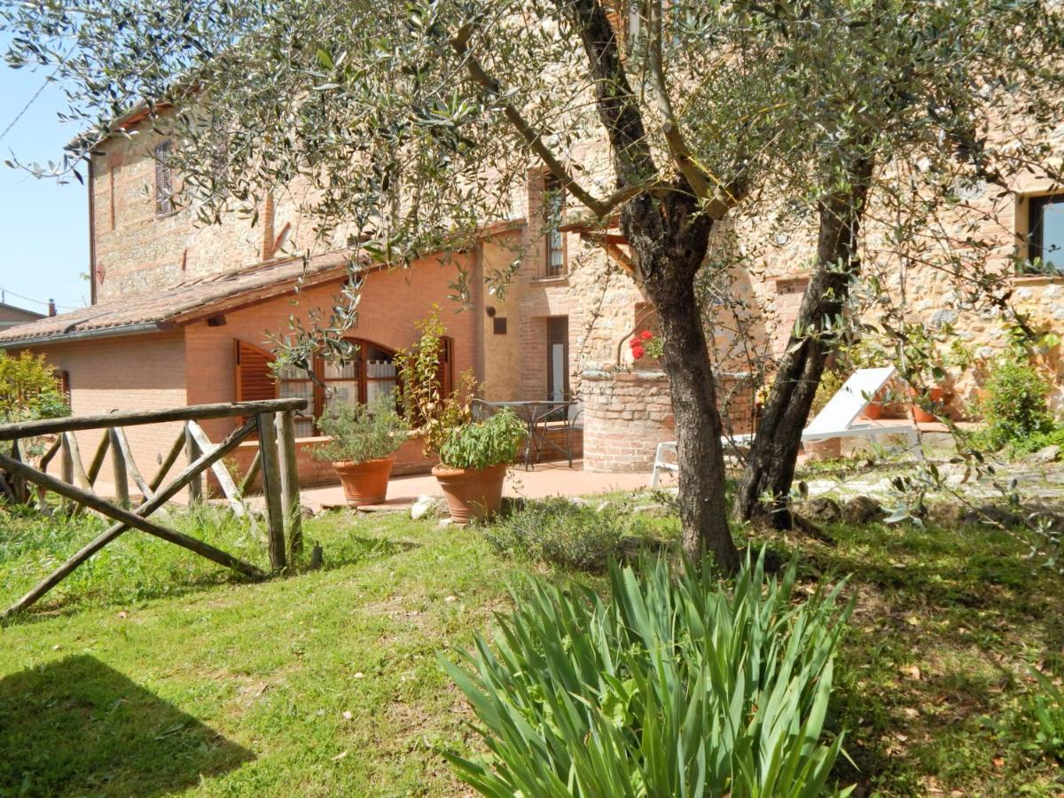 Fullino Nero Rta - Residenza Turistico Alberghiera 시에나 외부 사진