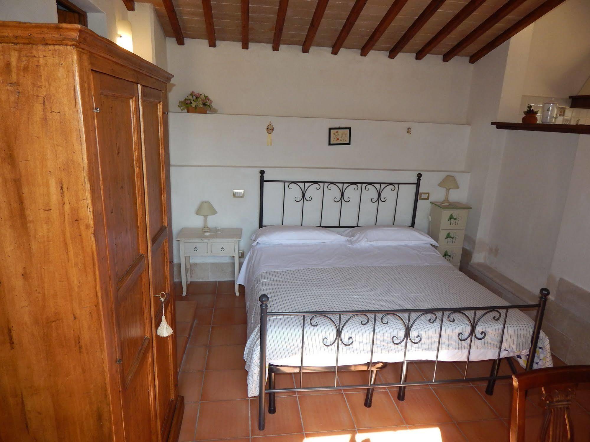 Fullino Nero Rta - Residenza Turistico Alberghiera 시에나 외부 사진