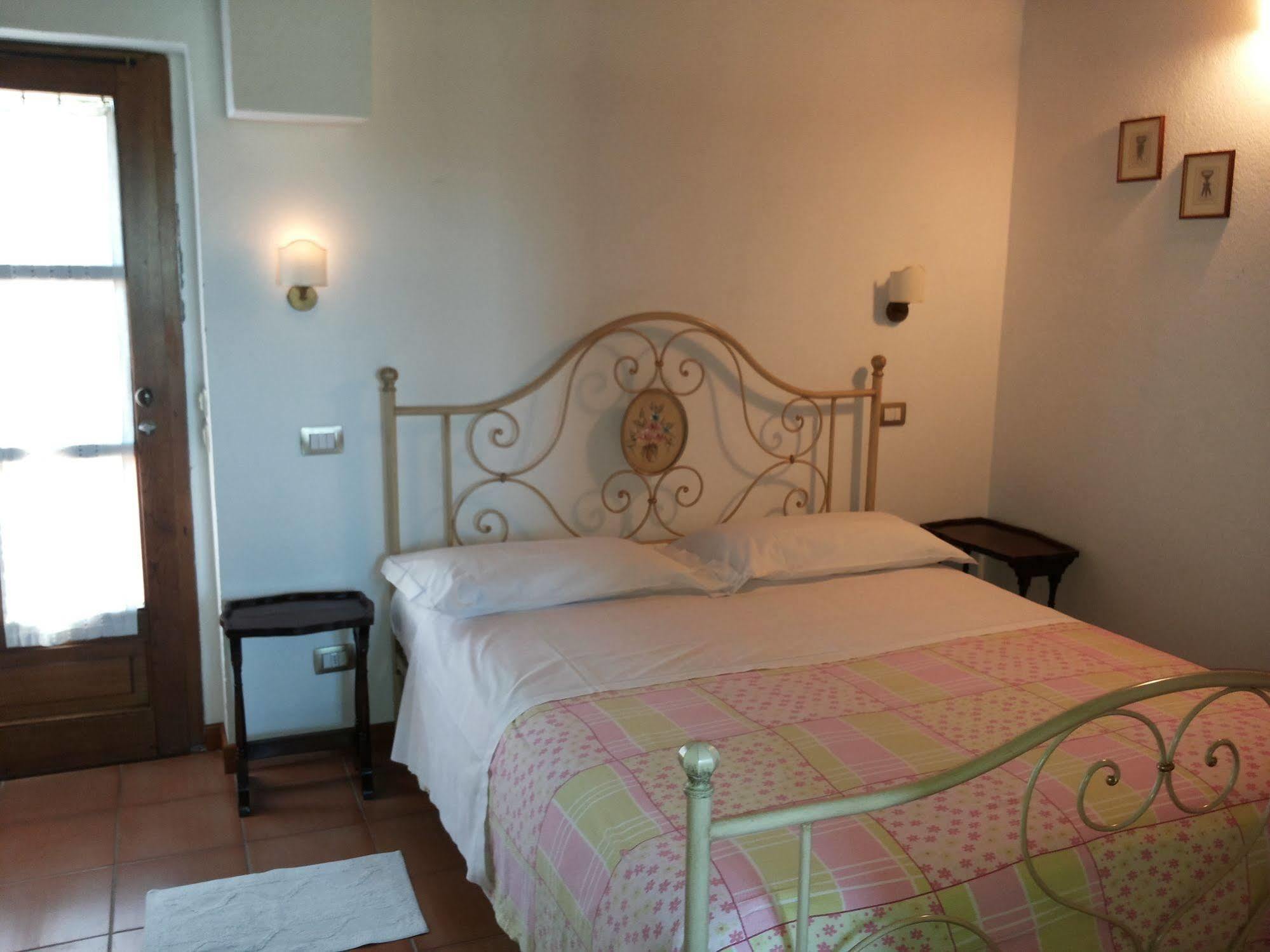Fullino Nero Rta - Residenza Turistico Alberghiera 시에나 외부 사진