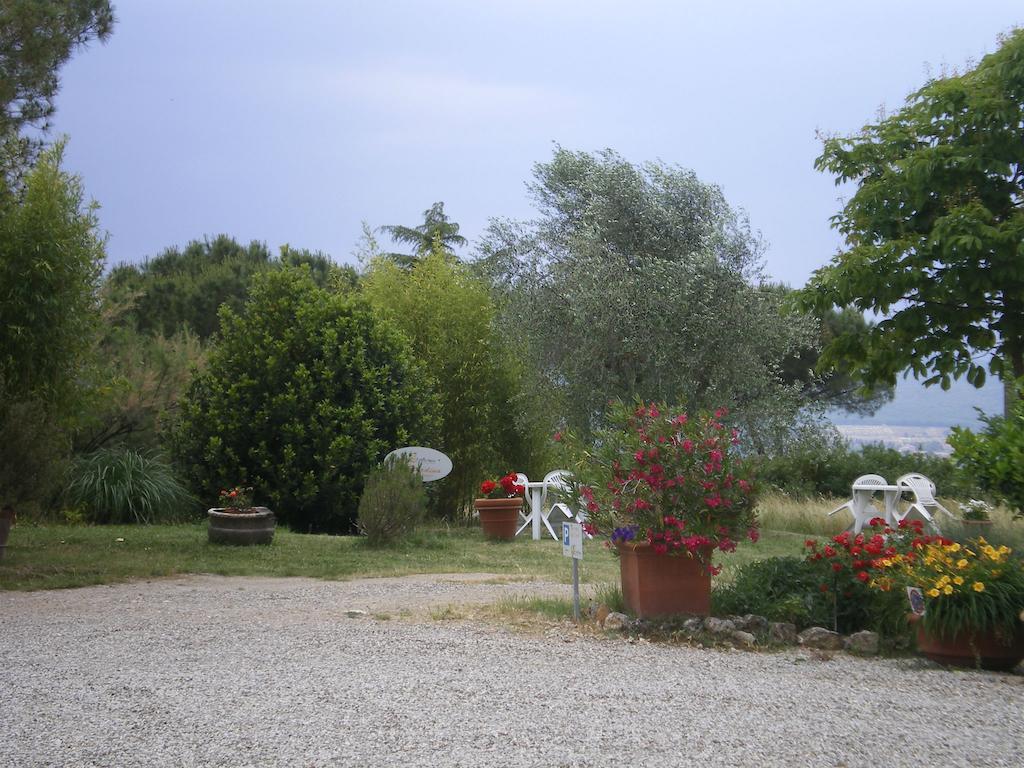 Fullino Nero Rta - Residenza Turistico Alberghiera 시에나 외부 사진