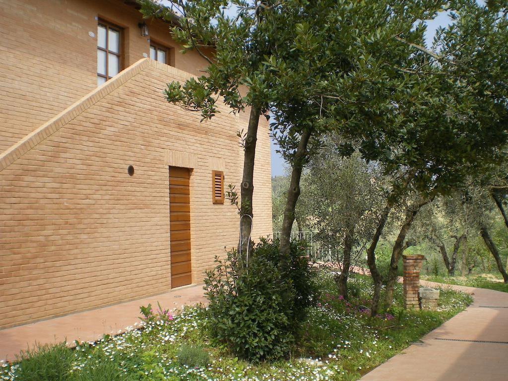 Fullino Nero Rta - Residenza Turistico Alberghiera 시에나 외부 사진